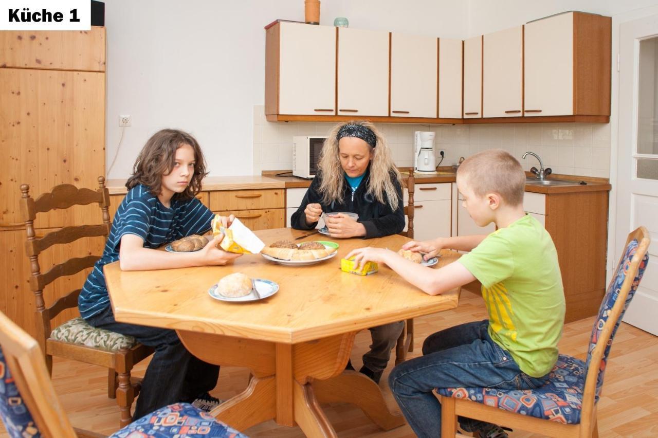 Ferienhaus Deller ピンカフェルト エクステリア 写真